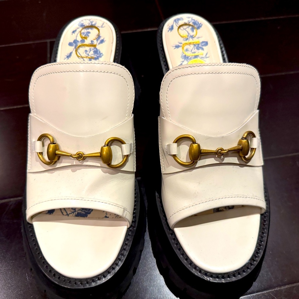 Gucci White Leather Horsebit Slide Mules with Gold Hardware